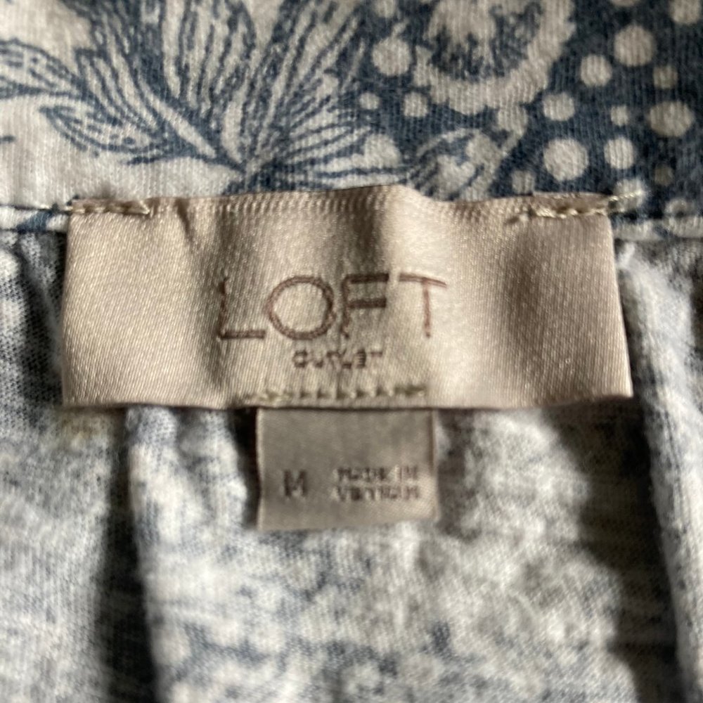 Loft Outlet short sleeve square neck butterfly sleeve top size medium - Picture 2 of 8